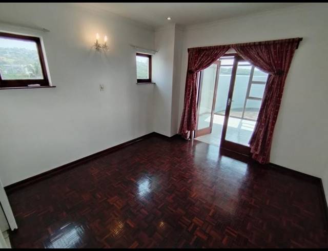 3 BEDROOM APARTMENT FOR SALE IN UMHLANGA CENTRAL